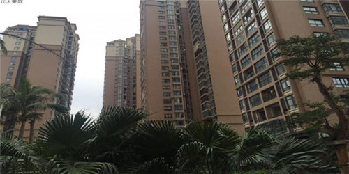 在阳西县开凉皮店加盟好还是自营好，加盟没号凉皮在阳西县开店装修要多少钱