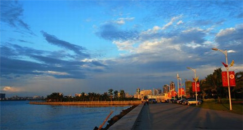 南昌高铁附近有什么景点（南昌高铁附近有什么景点吗）